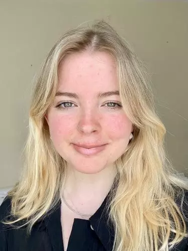 lottie m headshot